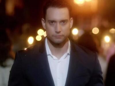 Αυτός είναι ο νεαρός για τον οποίο ... «...