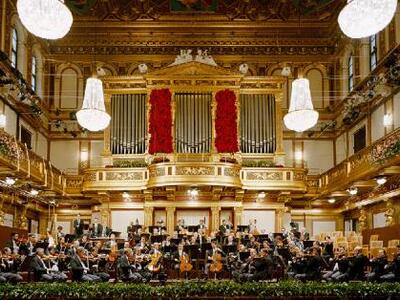 Πρωτοχρονιά με τη Φιλαρμονική της Βιέννη...