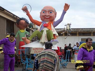 Εντυπωσίασε το Αχαγιώτικο καρναβάλι. Δεί...
