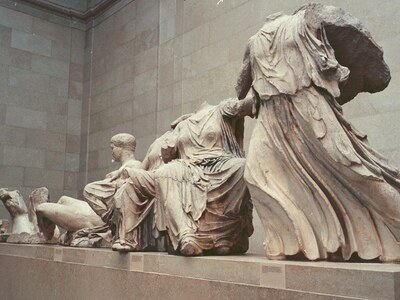 Μενδώνη για γλυπτά Παρθενώνα: Δεν τίθετα...