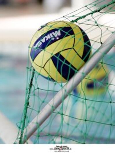 Διεθνείς πατρινές "σφυρίχτρες"...