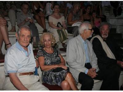 Ο γνωστός σχεδιαστής μόδας Ντίμης Κρίτσα...