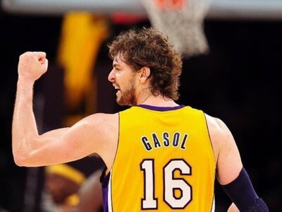 Σκοπεύουν να αποσύρουν τη φανέλα του Γκα...