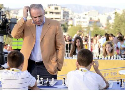 Κασπάροφ: Η ελληνική Δημοκρατία δεν έχει...