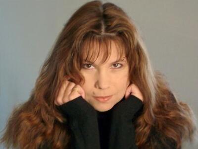 Η μέτζο σοπράνο Αγγελική Καθαρίου.