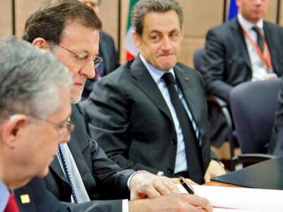 «Le Monde»: Δημοσιεύει τηλεφωνικές συνομ...