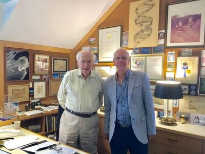 Και στα Αγγλικά το λεύκωμα για τον Watso...