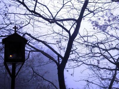 Σχεδόν 150 εικονοστάσια κατά μήκος της Π...