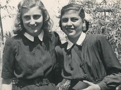 Μια φιλία που ξεκίνησε από τα µαθητικά χ...