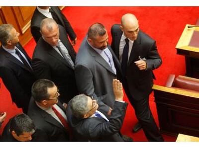 Η ελληνική κυβέρνηση συνένοχη για το δρά...