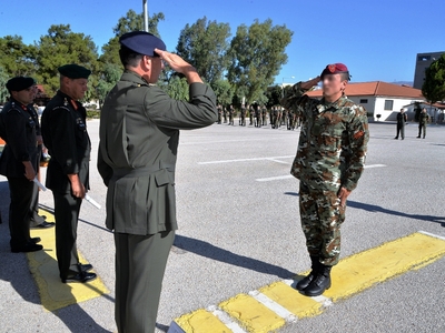 Στρατιωτικοί της Βόρειας Μακεδονίας εκπα...