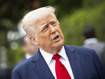 Ο Τραμπ επιμένει στο μπλόκο ξένων φοιτητ...