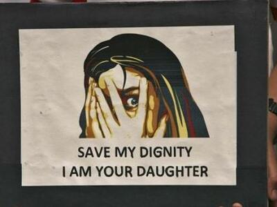 Ινδία: Δεν δέχθηκε να την βιάσουν, την π...