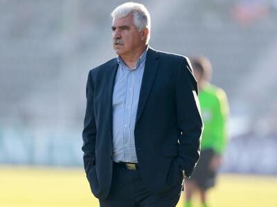 Ποδόσφαιρο: Απολύθηκε ο Γιώργος Παράσχος...