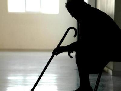 Δυτική Ελλάδα: Απείλησαν ηλικιωμένη με ό...