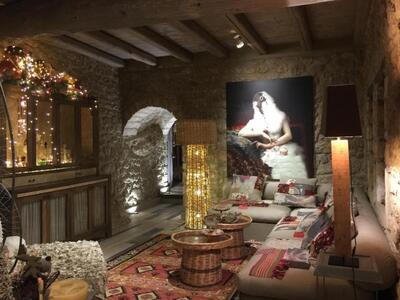 Η Αναστασία Ευσταθίου μοιράζεται μαζί μα...