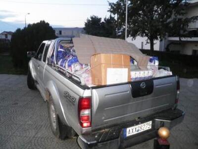 Συλλογή τροφίμων και νερού από το Δίκτυο...