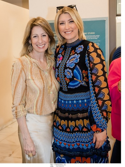 Μαρία Λαλαούνη, Σία Κοσιώνη