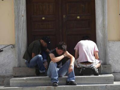 Πάτρα:Ξεκινούν τα ναρκωτικά από τα 12! Μ...