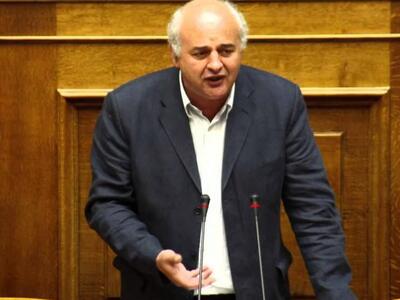 Ο βουλευτής Νίκος Καραθανασόπουλος στη σ...