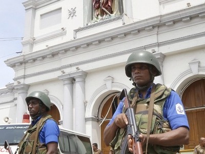 52 οι νεκροί στη Σρι Λάνκα από εκρήξεις ...