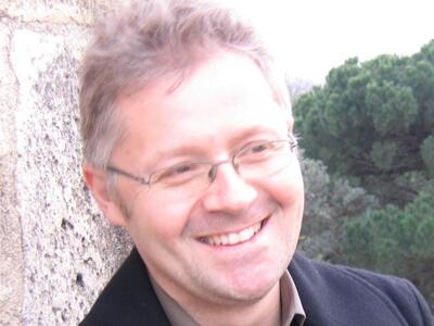 "Να ταΐσουμε το λύκο της δύναμης"