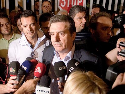 Η είδηση για την έκρηξη στο Υπουργείο Χρ...