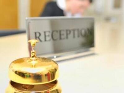 Κύπρος: Ινδός ξενοδόχος δίνει δουλειά σε...