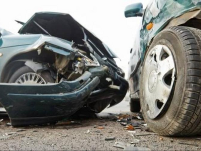 Πάτρα: Οδηγούσε ανάποδα και έπεσε πάνω σ...