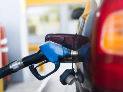 Καύσιμα - Ακρίβεια: Με βενζίνη κοντά στα...