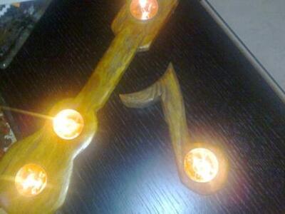 Πάτρα: Wood and light - Πρωτότυπες ξυλοκ...