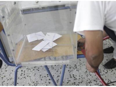 Δικαστικός αντιπρόσωπος κάλεσε κλειδαρά ...