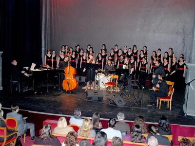 Δείτε φωτογραφικά στιγμιότυπα από το συν...