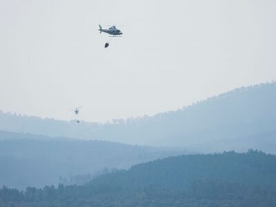 H Eυρώπη στις φλόγες: Χιλιάδες άνθρωποι ...