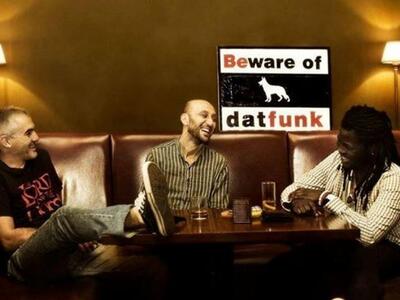 Aπόψε στο Επίκεντρο+ οι Datfunk band, στ...