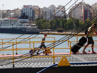 Κανονικά τα δρομολόγια των πλοίων από Πε...