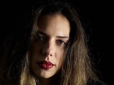 Ηλιάνα Μαυρομάτη : Υπάρχουν φωτεινές περ...