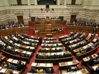Υπερψηφίστηκε το πολυνομοσχέδιο στη Βουλή