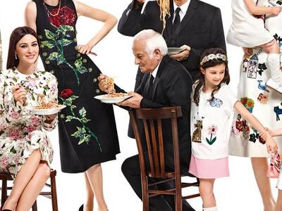 Kαι η Μόνικα Μπελούτσι με τέτοια γοβάκια