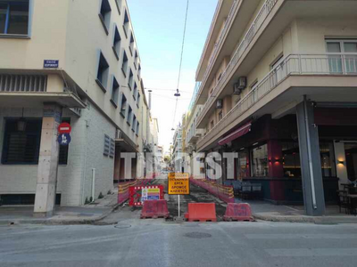 Πάτρα: Γιατί καθυστερεί η πεζοδρόμηση της Κανάρη;