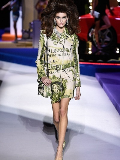 MOSCHINO