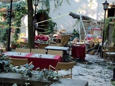 Κωνσταντινούπολη: Σκοτώθηκαν από πτώση δ...