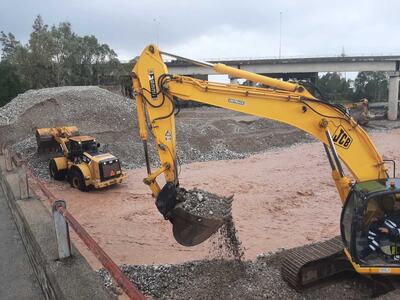 Σφοδρή κακοκαιρία πλήττει τη Δυτική Ελλά...