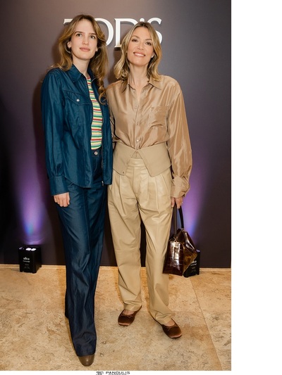 ΑΘΗΝΑ ΛΟΥΣΗ ΦΑΪΣ, ΒΙΚΥ ΚΑΓΙΑ