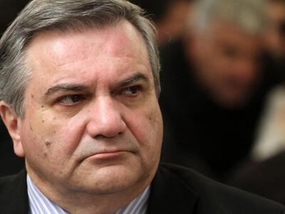 Δεν κατεβαίνει στις εκλογές ο Καστανίδης