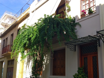 Πάτρα: Η περικλοκάδα πάει... βουρ για ταράτσα