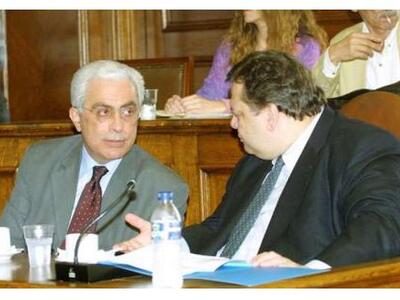 Δυτική Ελλάδα: Αποσύρει την υποψηφιότητα...