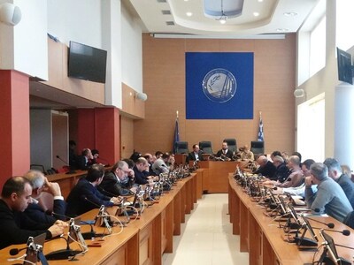 Σύσκεψη στην Περιφέρεια με εκπροσώπους τ...