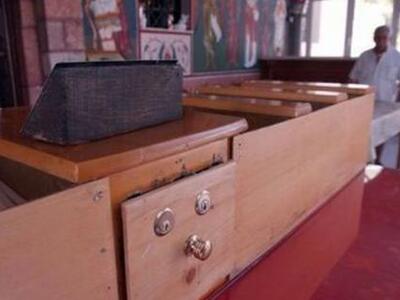 Διέρρηξαν ιερό ναό στην Ηλεία αλλά μάται...