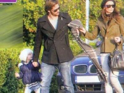 Μπέτυ Μαγγίρα-Βόλτα με την κόρη και τον ...